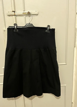 Classic Black Flared Skirt, marque: Prénatal, état: Bon état, taille: XL / 42 / 14, 2,90 €, 3,75 € Protection acheteurs incluse