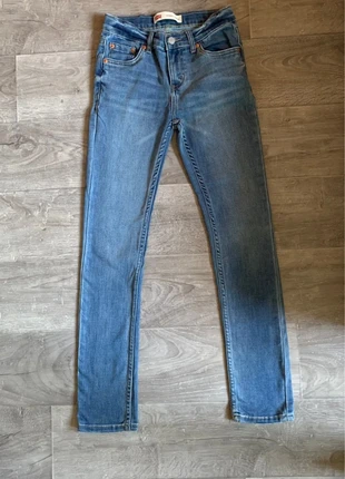 Jeans slim Levi’s bleu taille 12 ans, marke: Levi's, zustand: Sehr gut, größe: 12 Jahre / 152, 6,00 €, 7,00 € inklusive Vinted-Käuferschutz