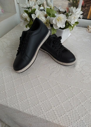 Ténis / Sapatilhas pretas com brilhantes - Colires Collection - Tamanho 38, marque: COLIRES, état: Neuf avec étiquette, taille: 38, 6,50 €, 7,53 € Protection acheteurs incluse