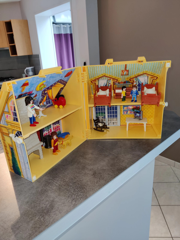 Maison transportable playmobil + personnages et mobilier - Playmobil