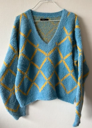 Pull chaud bleu clair à col V à motifs losanges jaunes Shein - Taille S, marke: Shein, zustand: Gut, größe: S / 36 / 8, 2,00 €, 2,80 € inklusive Vinted-Käuferschutz