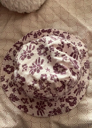 bob réversible, condition: Very good, size: 8-12 years, 56 cm, €1.00, €1.75 includes Buyer Protection