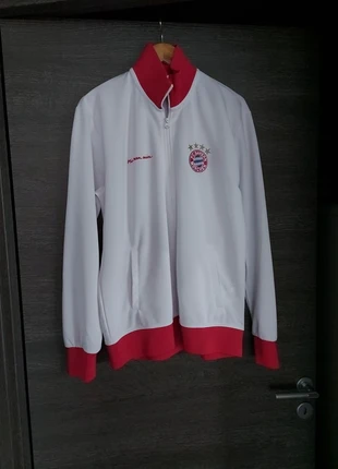 Veste de football Fc Bayern, brand: FC Bayern München, condition: Very good, size: M, €12.00, €13.30 includes Buyer Protection