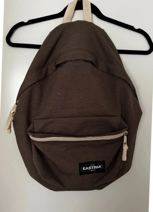 Sac à dos Eastpak marron, marca: Eastpak, estado: Bom, €17.00, €18.55 inclui Proteção do Comprador