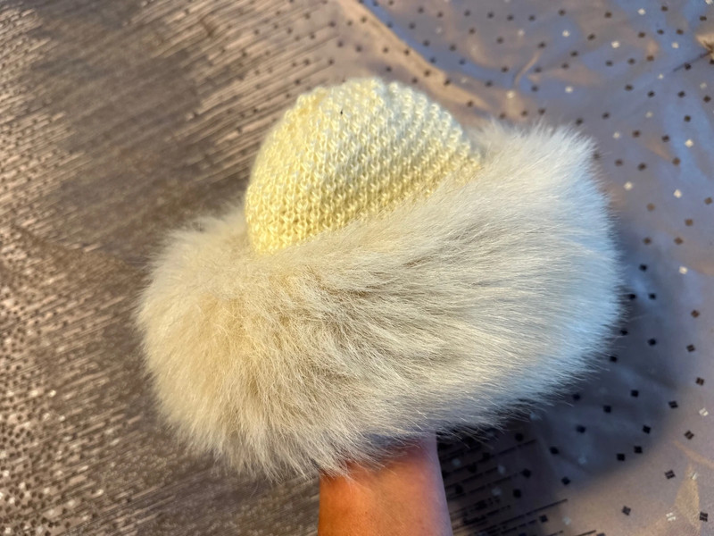 Faux Fur Sweater Cap 1