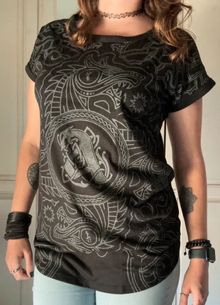Teeshirt fluide Amon Amarth, marca: Amon Amarth, estado: Muito bom, tamanho: S / 36 / 8, €9.00, €10.15 inclui Proteção do Comprador