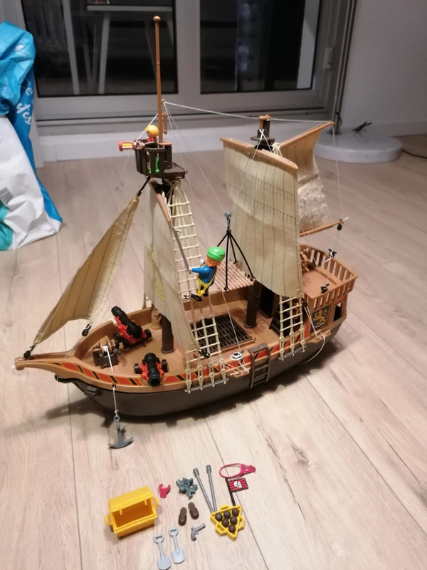 Bateau pirate Playmobil 3750
