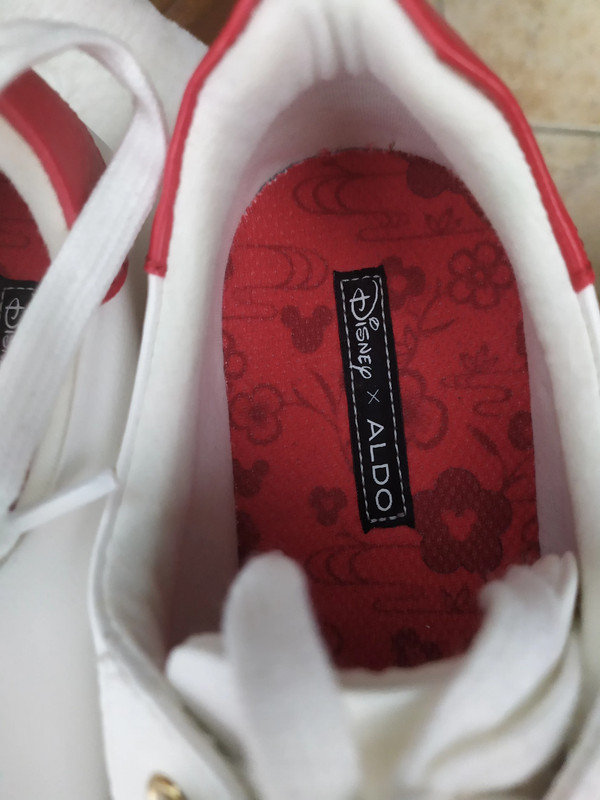 Sneakers marca Aldo di Mickey Mouse Vinted
