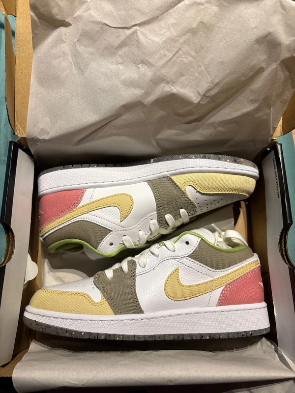Air Jordan 1 Low SE White/vivid green- White