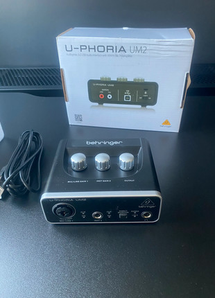 Obrázek k inzerátu: Behringer U-Phoria UM2