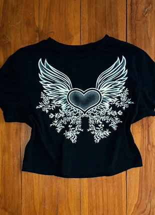 Crop top noir avec motif blanc coeur Y2K, marke: Romwe, zustand: Sehr gut, größe: M / 38 / 10, 7,00 €, 8,05 € inklusive Vinted-Käuferschutz