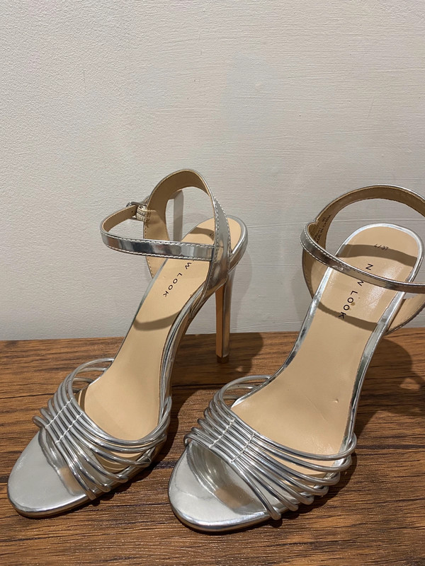 Silver heels size sales 4