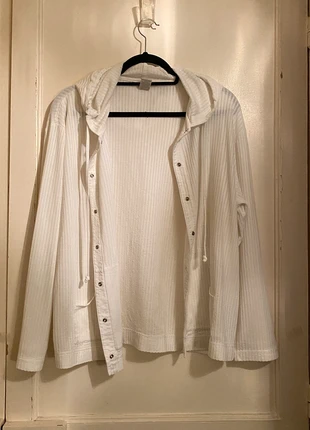 Sweat femme blanc à capuche en très bon état, taille L de Christopher&Banks, brand: Christopher & Banks, condition: Very good, size: L / 40 / 12, €5.00, €5.95 includes Buyer Protection
