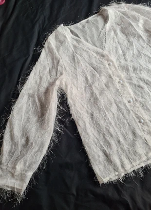 White Feather-Textured Sheer Blouse – 80s Vintage, marque: Vintage Dressing, état: Très bon état, taille: M / 38 / 10, 6,00 €, 7,00 € Protection acheteurs incluse