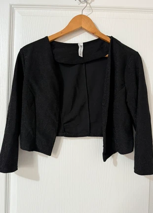 Petit boléro noir pailleté, marca: New Collection, estado: Muito bom, tamanho: Tamanho único, €4.00, €4.90 inclui Proteção do Comprador