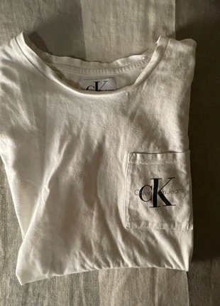 Maglia kalvin klein, marca: Calvin Klein, estado: Novo sem etiquetas, tamanho: M, €6.90, €7.95 inclui Proteção do Comprador