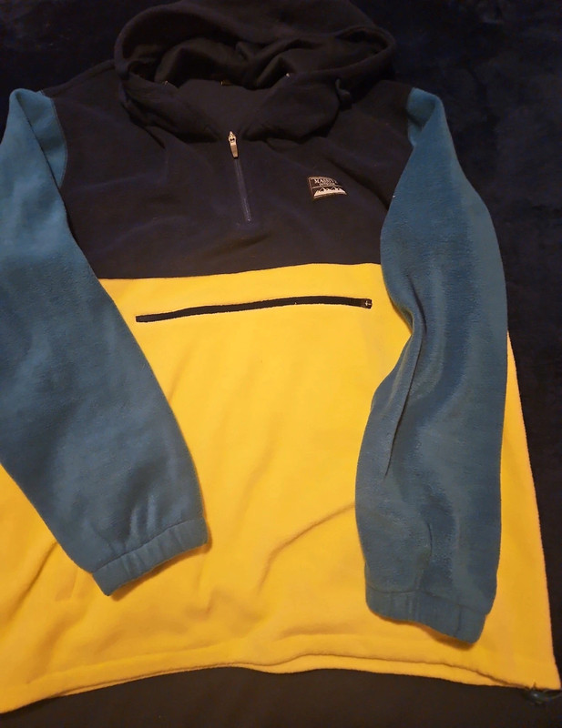 Massive Outdoor fleece hoodie 1