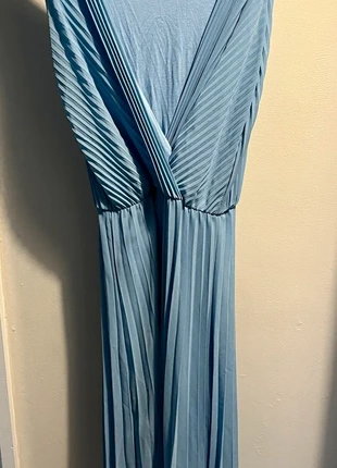 Baby Blue Pleated V Neck Dress, brand: NOBRAND.PT, condition: Very good, size: L / 40 / 12, €5.00, €5.95 includes Buyer Protection