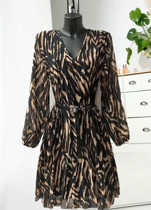 Robe Motif Animal, brand: Easy Clothes, condizioni: Nuovo senza cartellino, taglia: Taglia unica, €10.00, €11.20 include la Protezione acquisti