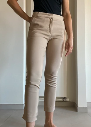 Pantaloni chino, marke: Stradivarius, zustand: Sehr gut, größe: XS / 34 / 6, 5,00 €, 5,95 € inklusive Vinted-Käuferschutz