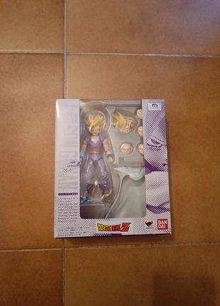 Gohan super Saiyan 2 Bandai, marke: Dragon Ball Z, zustand: Sehr gut, größe: Einheitsgröße, 70,00 €, 74,20 € inklusive Vinted-Käuferschutz