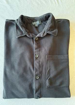 Chemise MAN Taille M noir, marque: Man, état: Neuf sans étiquette, taille: M, 7,00 €, 8,05 € Protection acheteurs incluse