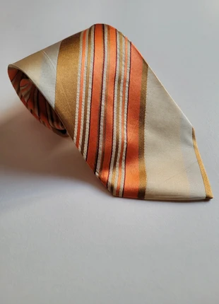 Cravate Boss 100% soie made in Italy, brand: Boss, condition: Very good, €18.00, €19.60 includes Buyer Protection