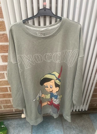 Sweat large et long, brand: Disney, condition: Good, size: L / 40 / 12, €3.00, €3.85 includes Buyer Protection