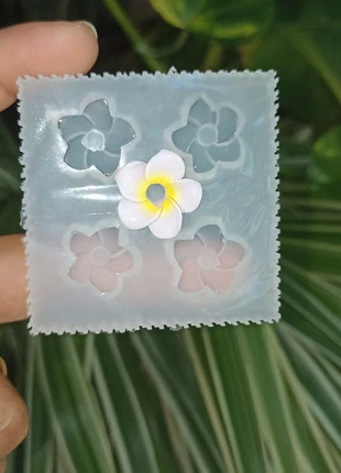 Moule en silicone, marque: Fait Main, état: Neuf sans étiquette, 7,00 €, 8,05 € Protection acheteurs (Pro) incluse