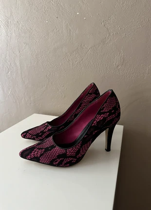 Talons motifs dentelles noir et rose, brand: Boutique indépendante, condition: Very good, size: 37, €5.00, €5.95 includes Buyer Protection