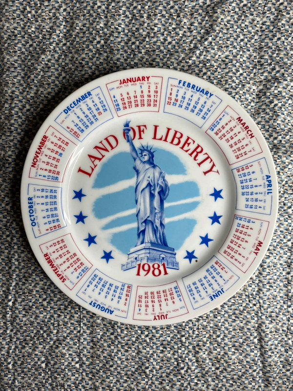 Spencer Gifts 1981 "Land Of Liberty" Calendar Plate 1