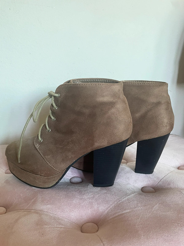 Heel boots 5