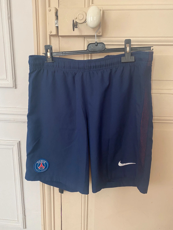 Short foot psg hotsell