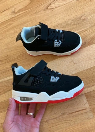 Basket enfants, état: Neuf sans étiquette, taille: 33, 20,00 €, 21,70 € Protection acheteurs incluse