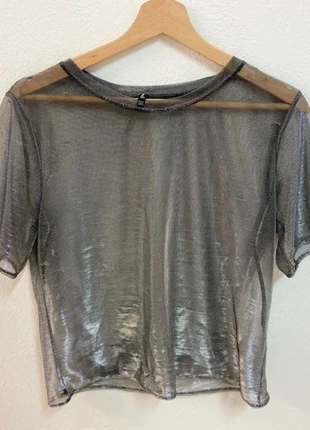 Camiseta plateada Stradivarius (S), marque: Stradivarius, état: Très bon état, taille: S / 36 / 8, 4,49 €, 5,41 € Protection acheteurs incluse