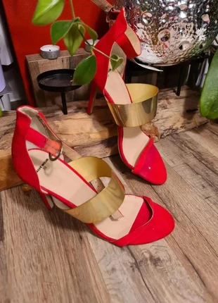 Chaussure Tally Weil rouge taille 39 (PF10), merk: Tally Weijl, staat: Nieuw met prijskaartje, maat: 39, € 11,97, € 13,27 inclusief Kopersbescherming Pro