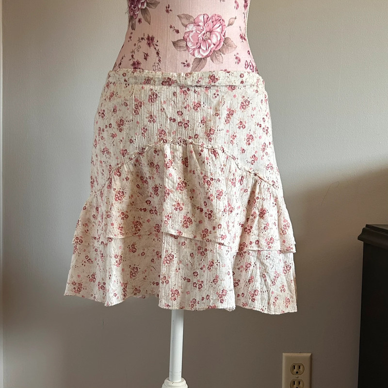 2000s floral mini skirt coquette ruffle skirt 1