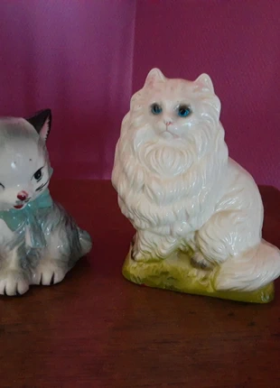 Set van 2 schattige parelmoer vintage retro porseleinen kattenbeeldjes, 60's, merk: Retro, staat: Goed, € 35,00, € 37,45 inclusief Kopersbescherming