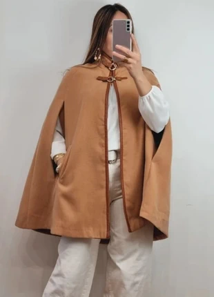 Magnifique cape camel chic, brand: Boutique Parisienne, condition: Very good, size: S / 36 / 8, €44.00, €46.90 includes Buyer Protection Pro