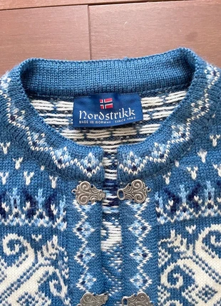 Gilet Laine Vierge Nordstrikk, marque: Nordstrikk, état: Très bon état, taille: L / 40 / 12, 55,00 €, 58,45 € Protection acheteurs incluse