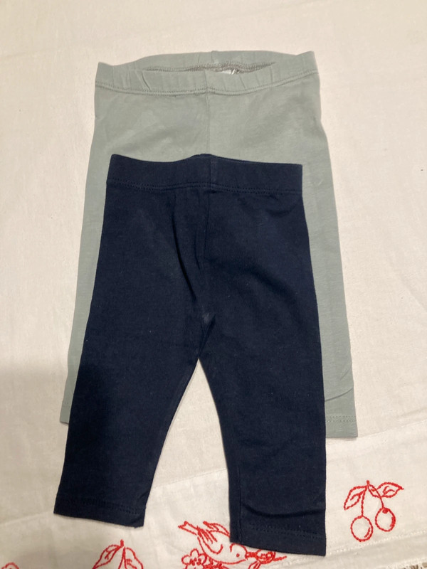 2 leggings pantalon marine et vert 1