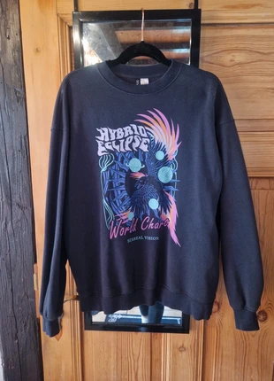 Grauer Oversize-Sweater mit Print, brand: H&M, condizioni: Ottime, taglia: S / IT 40 / EU 36, €8.00, €9.10 include la Protezione acquisti