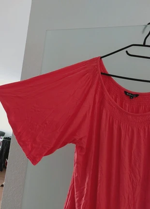 Carmen Oberteil mit weiten Ärmeln aus Viskose XL(48), merk: M&S Mode, staat: Nieuw zonder prijskaartje, maat: 4XL / 48 / 20, € 6,00, € 7,00 inclusief Kopersbescherming