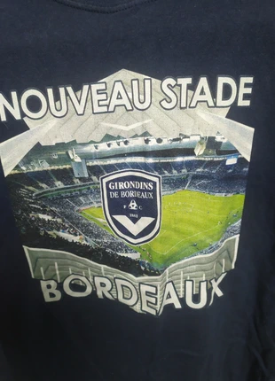 Tee shirt Girondins de Bordeaux 10 ans, marque: Girondins De Bordeaux, état: Très bon état, taille: 10 ans / 140 cm, 2,00 €, 2,80 € Protection acheteurs incluse