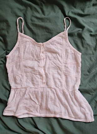 Top blanc boutons nacrés coquette / boho, marque: Kiabi, état: Très bon état, taille: XS / 34 / 6, 5,00 €, 5,95 € Protection acheteurs incluse