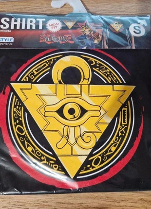 T shirt yu gi oh taille S, marque: Yu-Gi-Oh!, état: Neuf avec étiquette, taille: S, 5,00 €, 5,95 € Protection acheteurs incluse