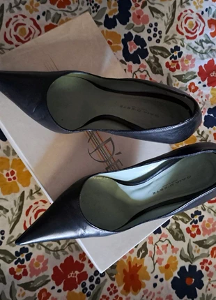 Scarpe a punta tacco 10cm, marca: GAIA D'ESTE, estado: Muito bom, tamanho: 36.5, €15.00, €16.45 inclui Proteção do Comprador