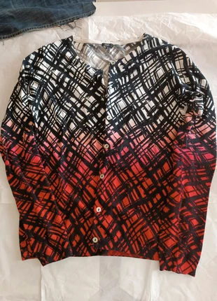 Cardigan OVS stampa pennellate rosso e nero taglia S 38/40 in morbida viscosa, marque: OVS, état: Très bon état, taille: S / 36 / 8, 20,00 €, 21,70 € Protection acheteurs incluse