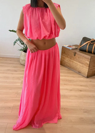 Ensemble jupe et haut néon S, marke: Rose, zustand: Neu, mit Etikett, größe: S / 36 / 8, 40,00 €, 42,70 € inklusive Vinted-Käuferschutz