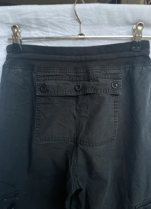 Pantalon cargo , marke: Petit Bateau, zustand: Zufriedenstellend, größe: XXXS / 30 / 2, 12,00 €, 13,30 € inklusive Vinted-Käuferschutz